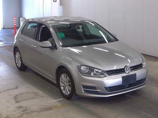Volkswagen Golf TSI TREND LINE BMT