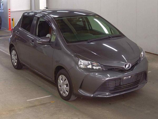 Toyota VITZ  5D F SMART STOP PACKAGE